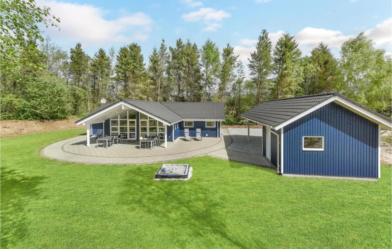 Awesome Home In Oksbl With 4 Bedrooms, Sauna And Wifi Oksbøl Exteriör bild