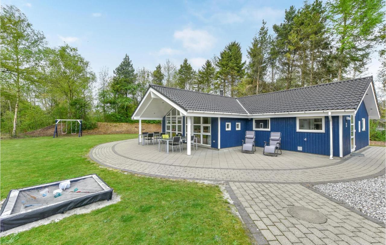 Awesome Home In Oksbl With 4 Bedrooms, Sauna And Wifi Oksbøl Exteriör bild